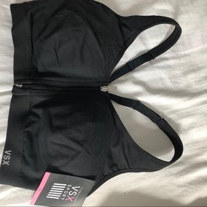 NWT Victoria’s Secret Sports Bra
